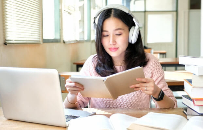 Tạo môi trường học tập thoải mái sẽ giúp bạn  ôn thi TOEIC hiệu quả