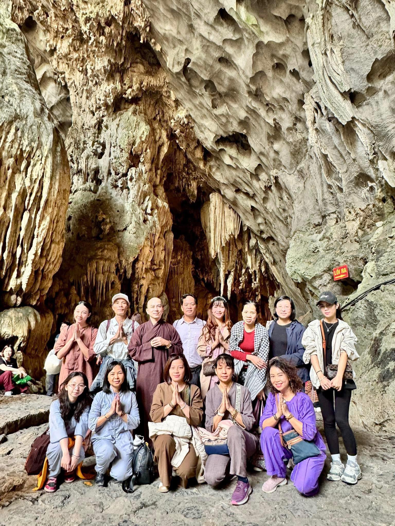 493733687 1289868456475435 2376324999475107395 N